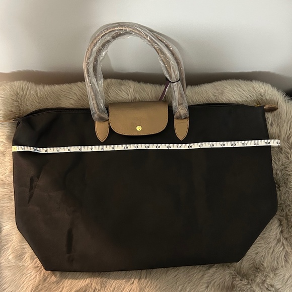 Weekend Bag - Picture 5 of 9
